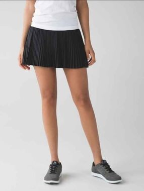 Lululemon Pleat To Street II Skirt